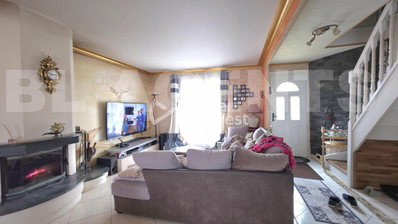 Maison - 150 m² - 7 pièces