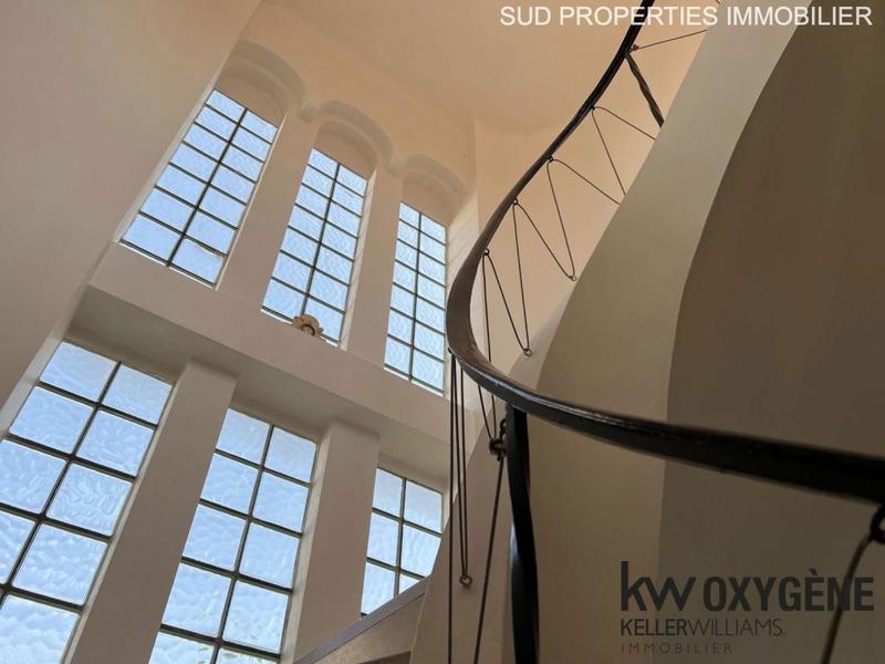 Villa - 247 m² - 7 pièces