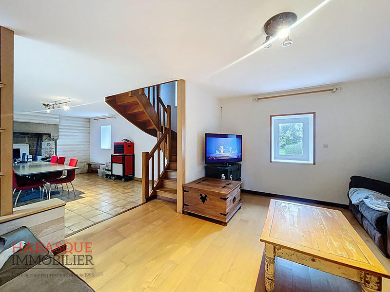 Maison - 146 m² - 5 pièces