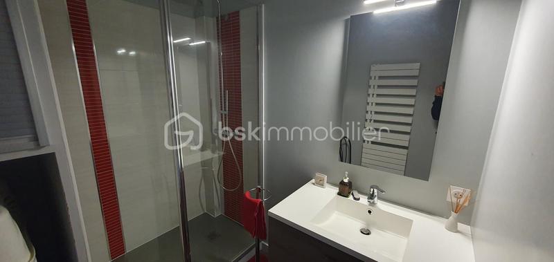 Appartement - 92 m² - 5 pièces