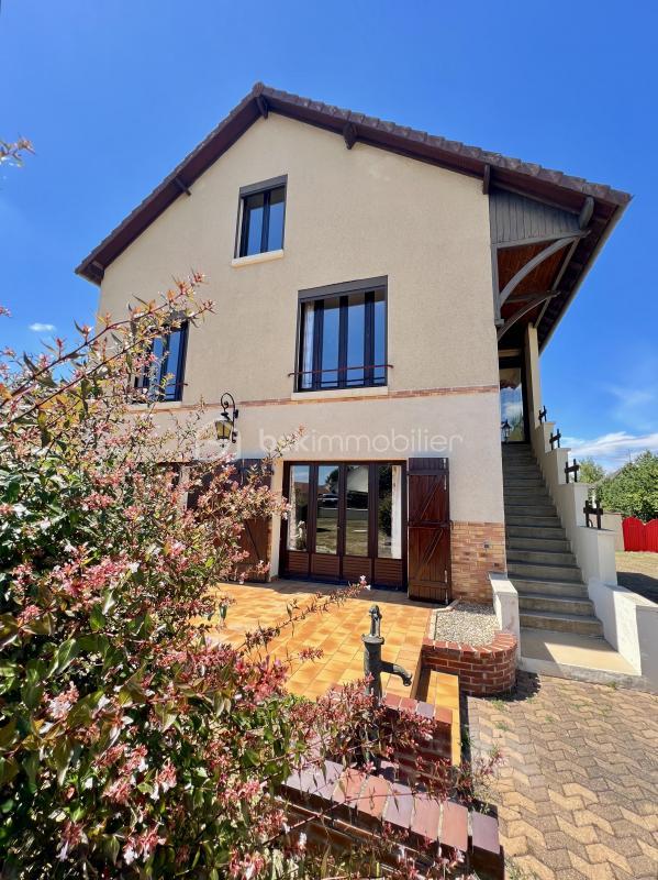 Pavillon - 179 m² - 7 pièces