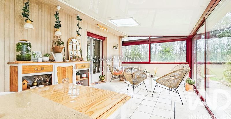 Maison - 200 m² - 7 pièces