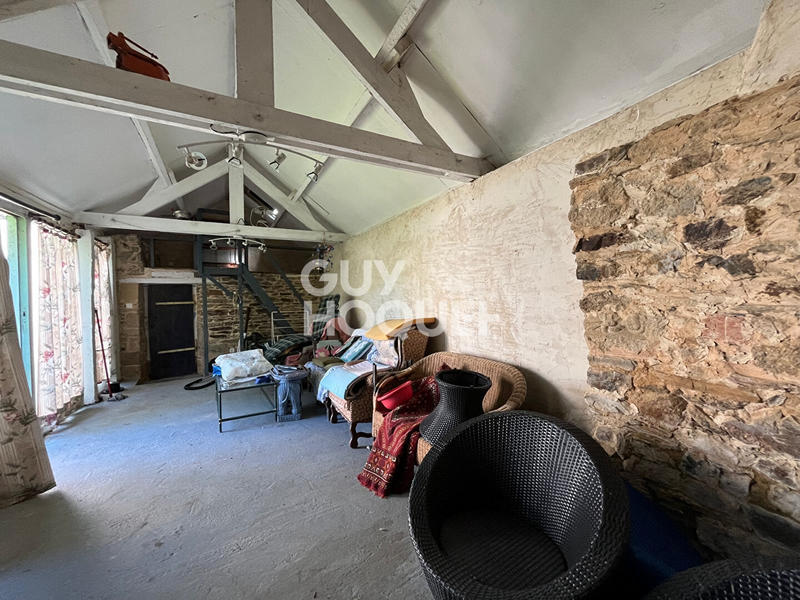 Maison - 252 m² - 8 pièces