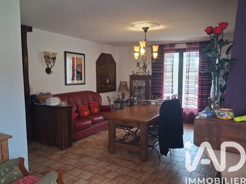 Maison - 146 m² - 7 pièces