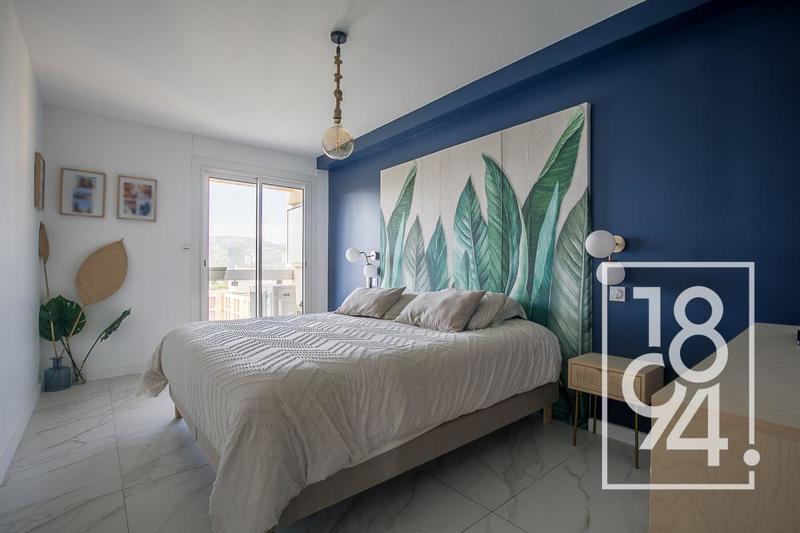 Appartement - 105 m² - 5 pièces