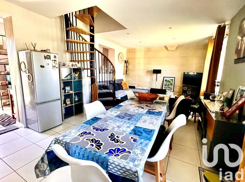 Maison - 96 m² - 5 pièces