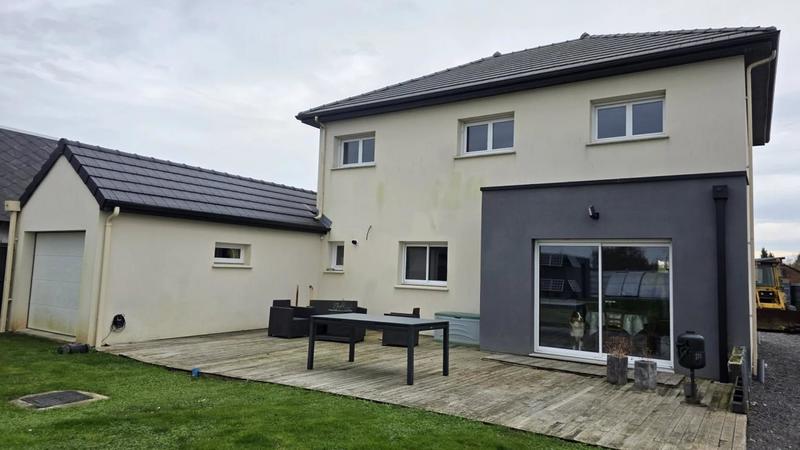 Pavillon - 123 m² - 7 pièces