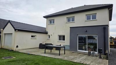 Pavillon - 123 m² - 7 pièces