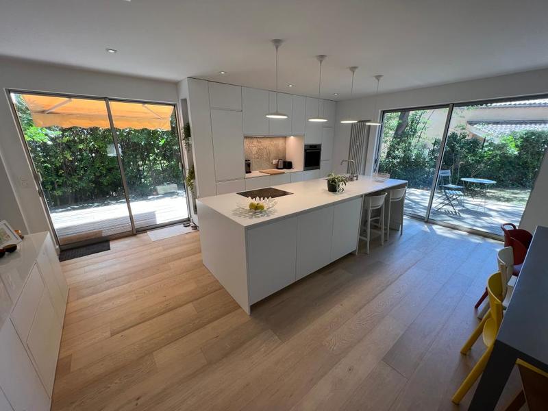 Appartement - 136 m² - 5 pièces