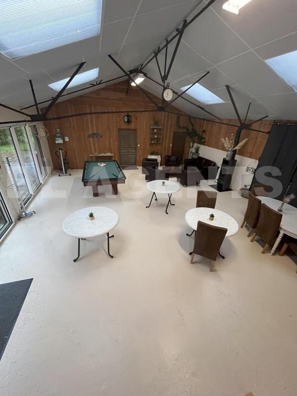 Maison de domaine - 325 m² - 14 pièces