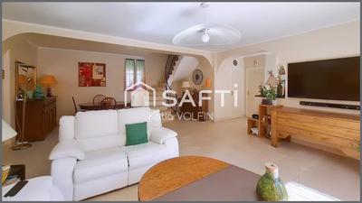 Maison - 165 m² - 5 pièces