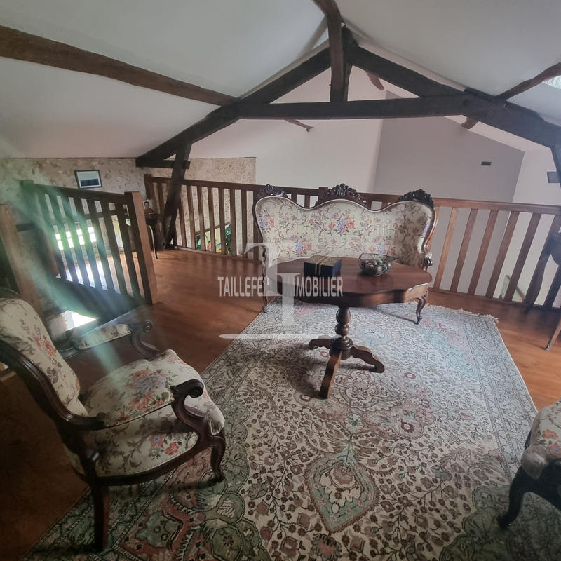 Maison - 160 m² - 5 pièces