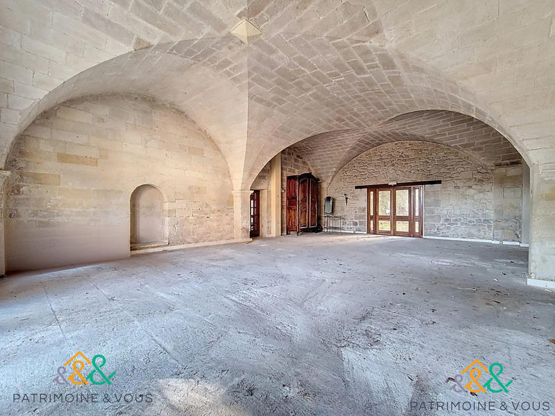 Fonds de commerce - 3 104 m²