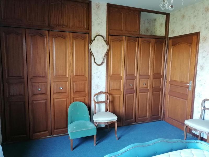 Pavillon - 192 m² - 8 pièces