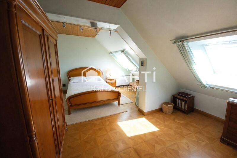 Maison - 283 m² - 10 pièces