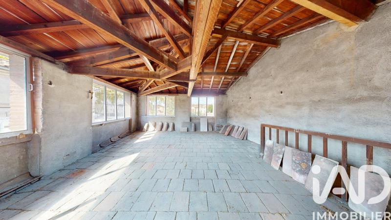 Maison - 328 m² - 10 pièces