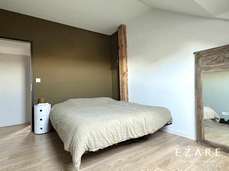 Appartement - 92 m² - 5 pièces