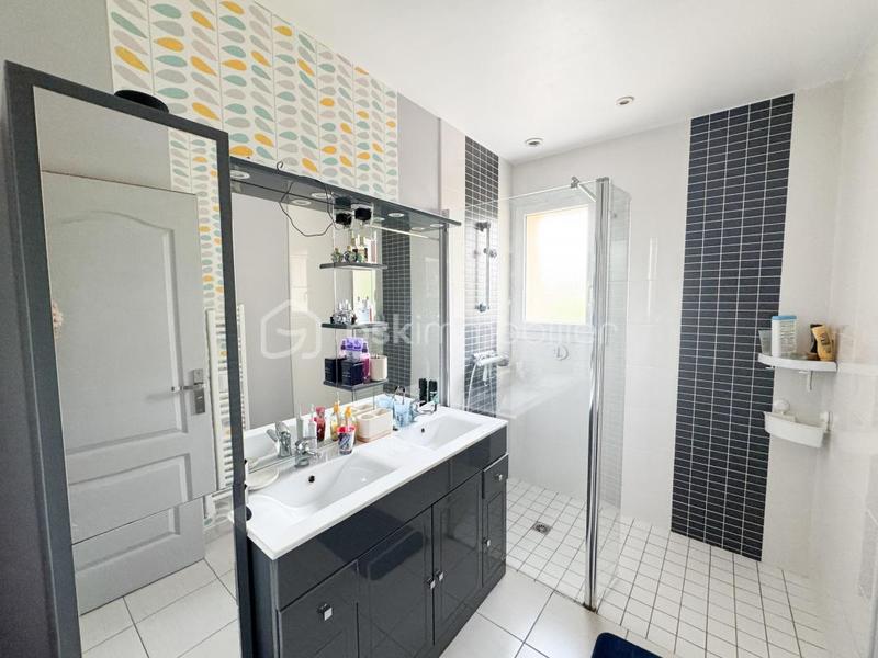 Maison - 120 m² - 6 pièces