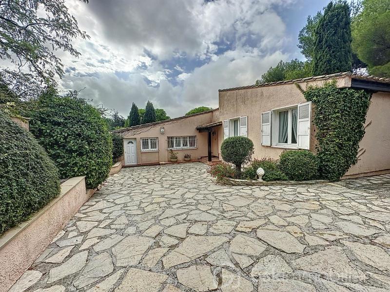 Maison - 134 m² - 5 pièces