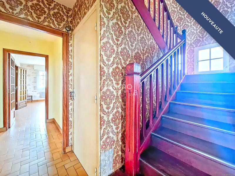 Maison - 165 m² - 8 pièces