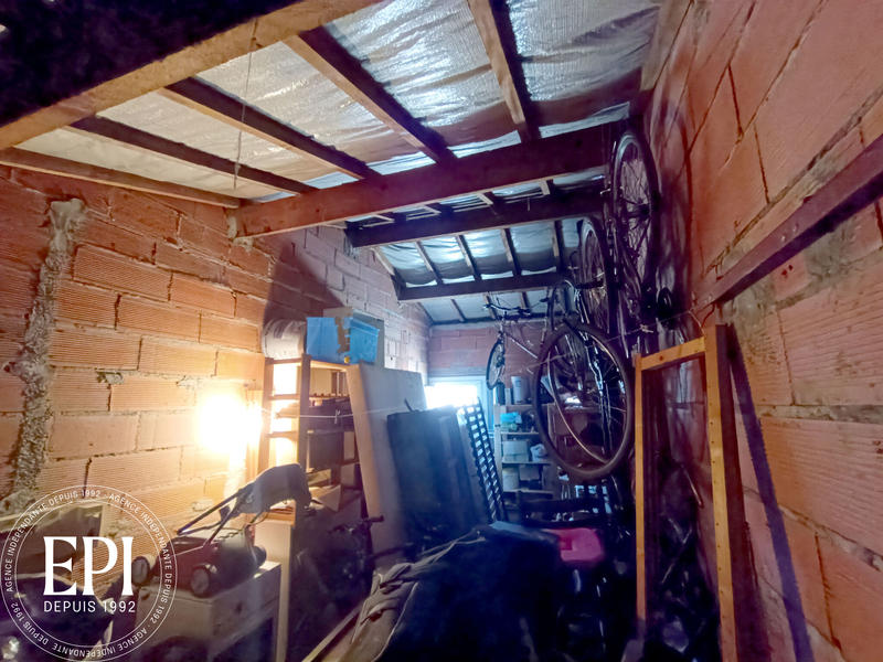 Maison - 95 m² - 5 pièces