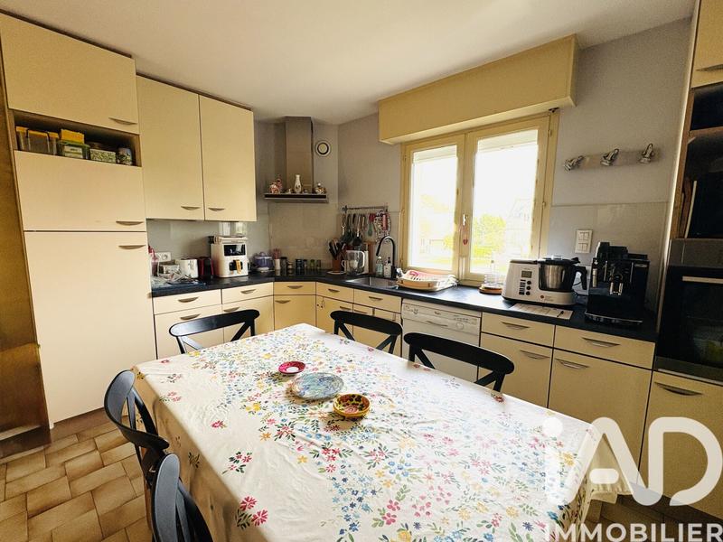 Maison - 150 m² - 9 pièces