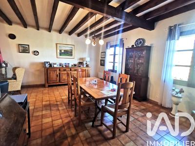 Maison - 135 m² - 6 pièces