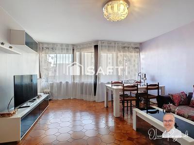 Appartement - 84 m² - 4 pièces