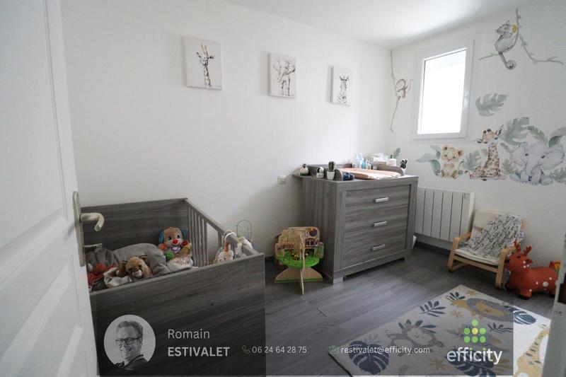 Appartement - 90 m² - 4 pièces