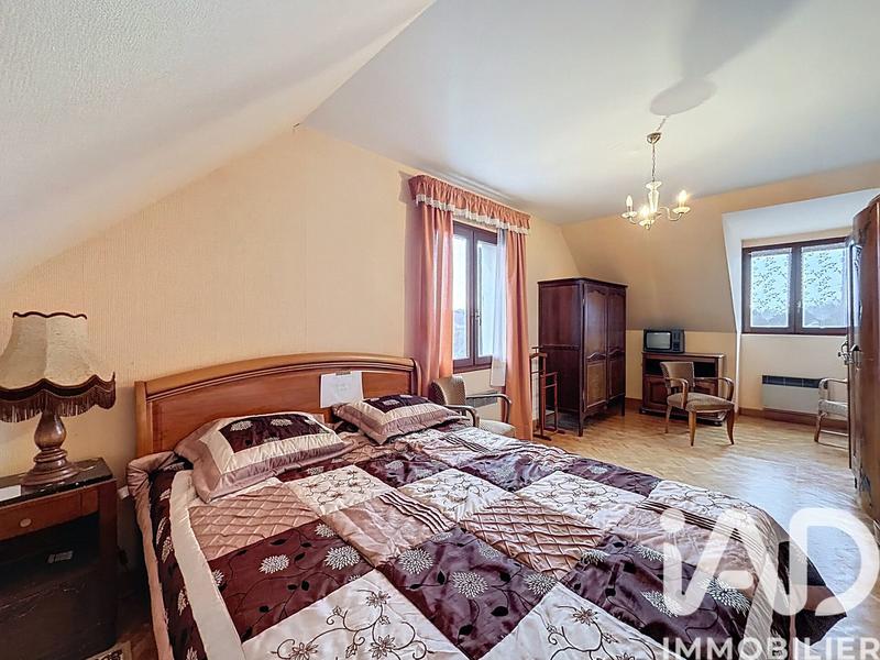 Maison - 180 m² - 6 pièces