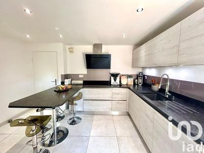 Appartement - 130 m² - 6 pièces