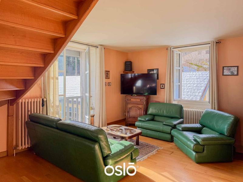 Maison - 169 m² - 8 pièces