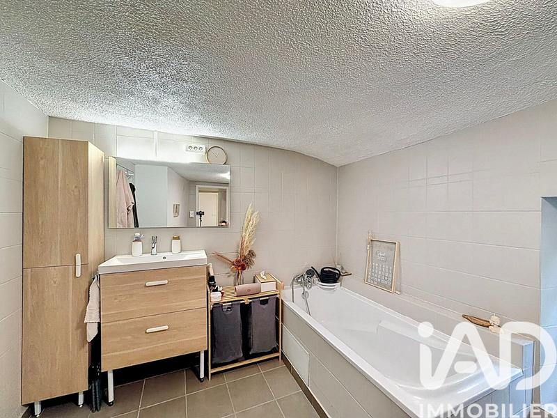 Maison - 193 m² - 6 pièces