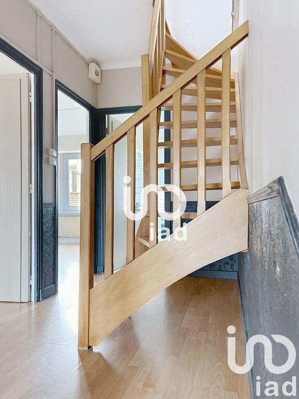 Appartement - 100 m² - 5 pièces