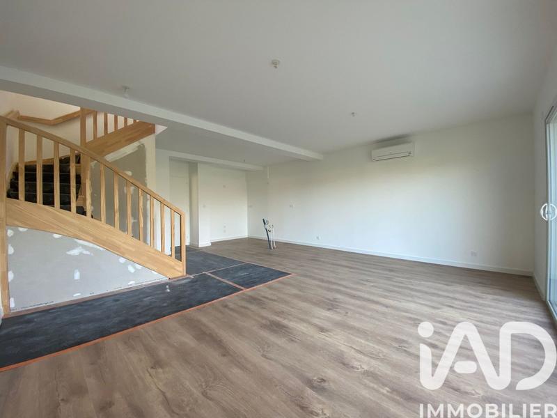 Maison - 93 m² - 4 pièces