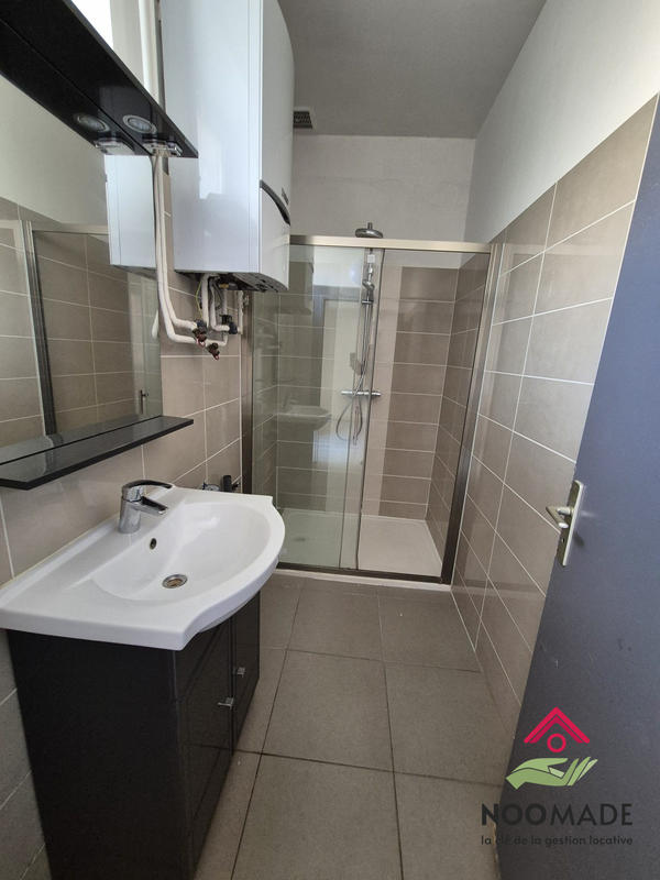 Appartement - 99 m² - 5 pièces