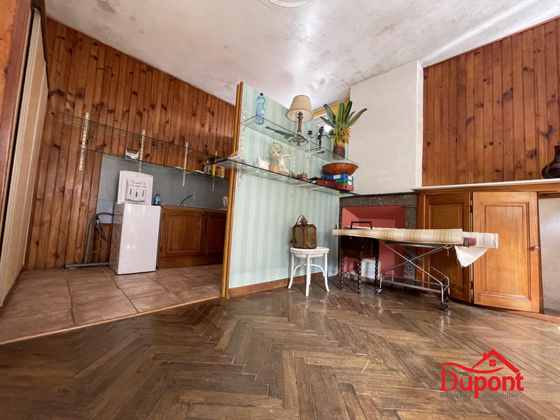 Maison - 94 m² - 6 pièces