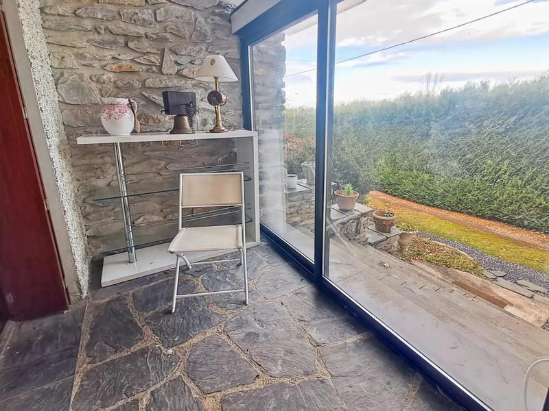 Demeure - 325 m² - 11 pièces