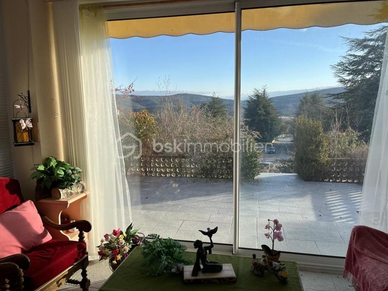 Maison - 143 m² - 4 pièces