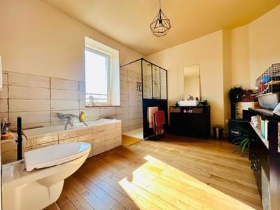 Maison - 156 m² - 6 pièces