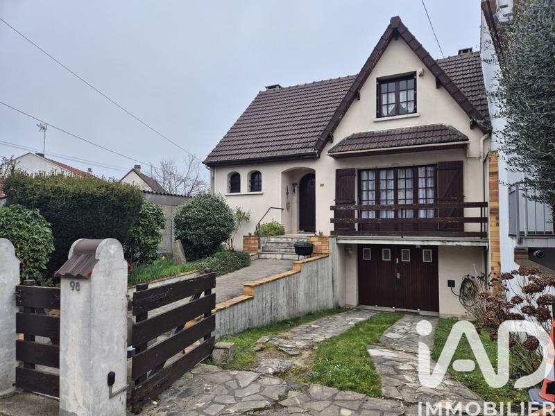 Maison - 101 m² - 4 pièces