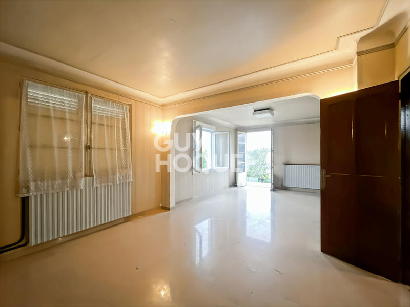 Maison - 206 m² - 8 pièces