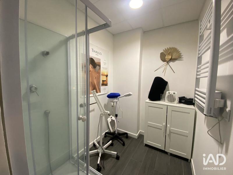 Local commercial - 147 m²