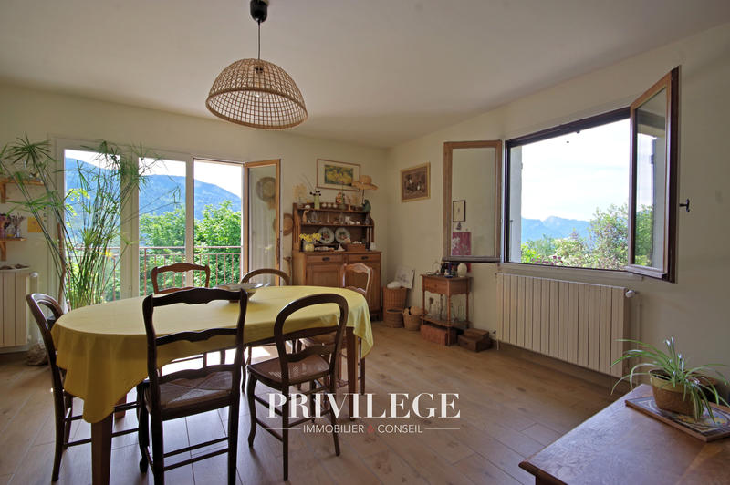 Maison - 161 m² - 7 pièces