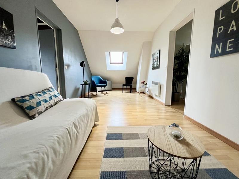 Maison - 180 m² - 7 pièces