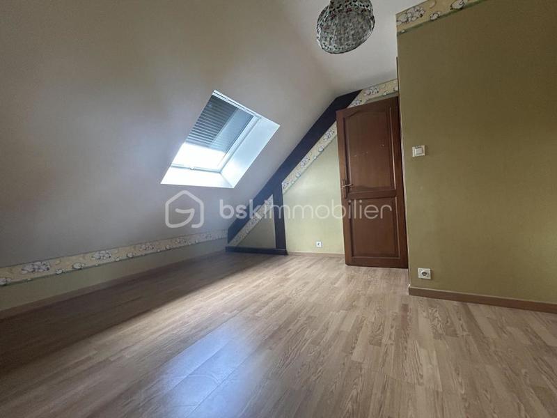 Maison - 220 m² - 10 pièces