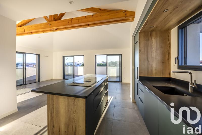 Appartement - 98 m² - 4 pièces