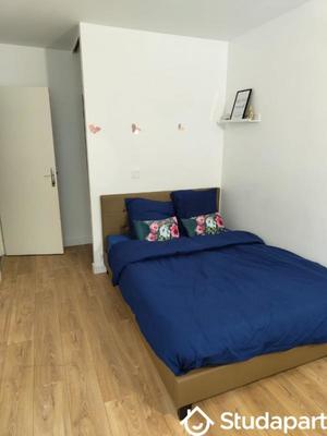 Chambre - 11 m² - 1 pièce