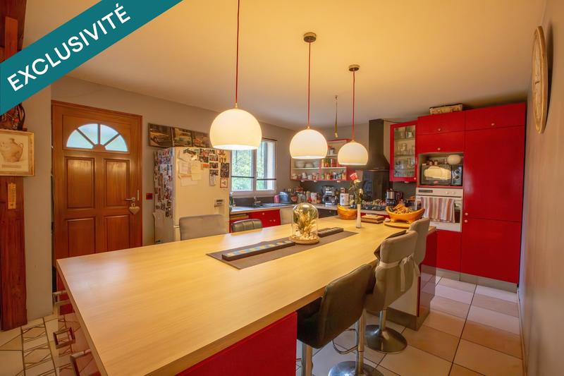 Maison - 140 m² - 5 pièces