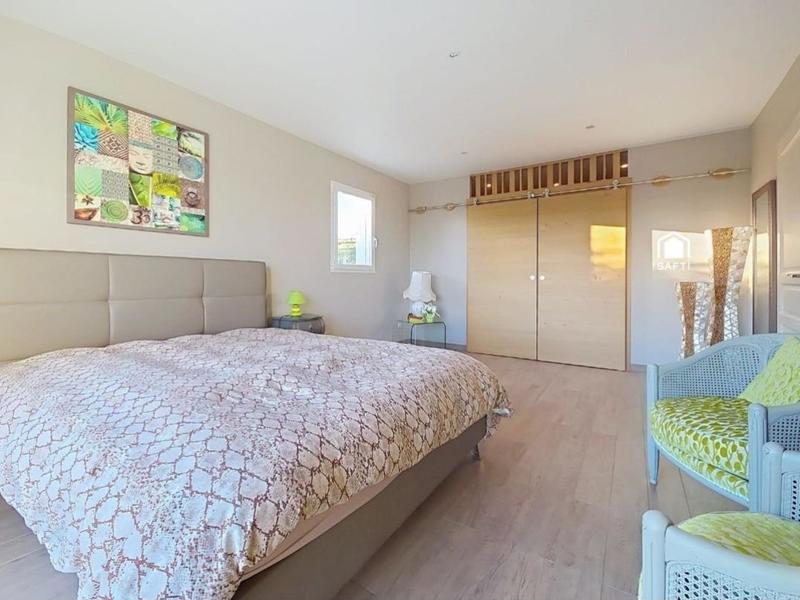 Villa - 233 m² - 7 pièces